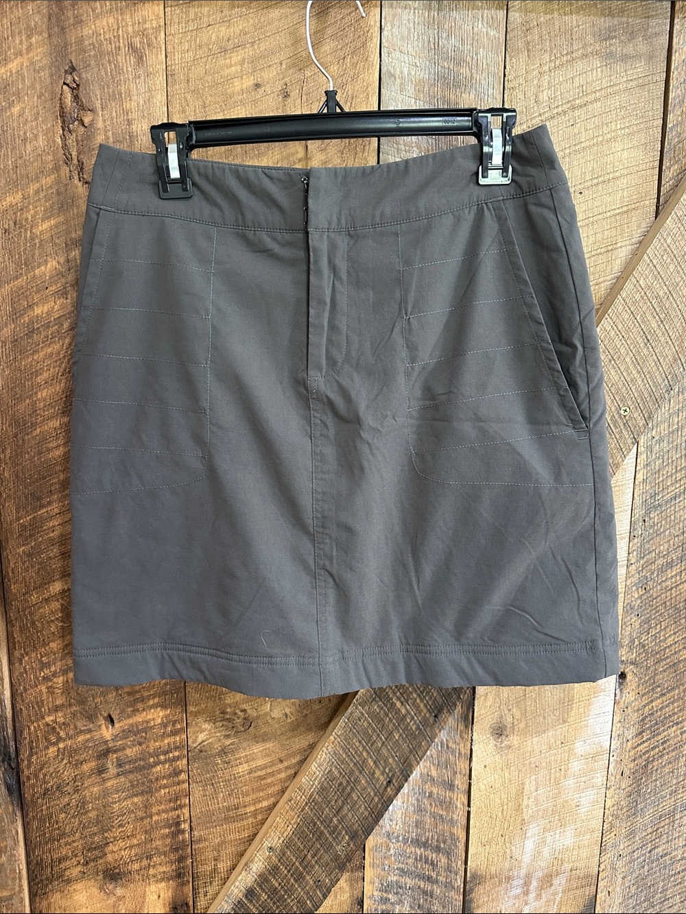 Sahalie mini skirt gray blue fleece lining front pockets Size 4 H05